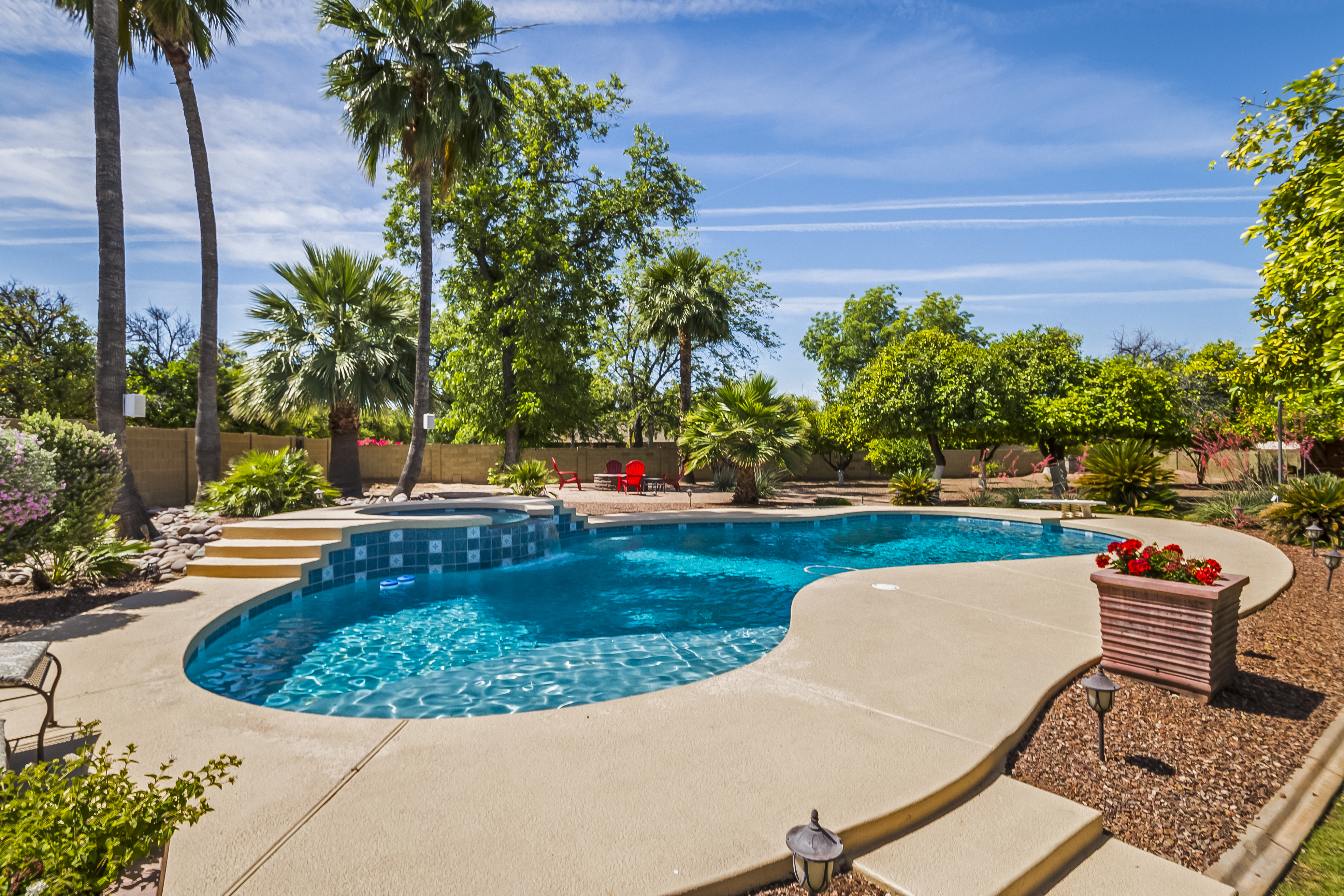 5 Bed 4 Bath Custom Home w/ Pool On Culdesac Lot